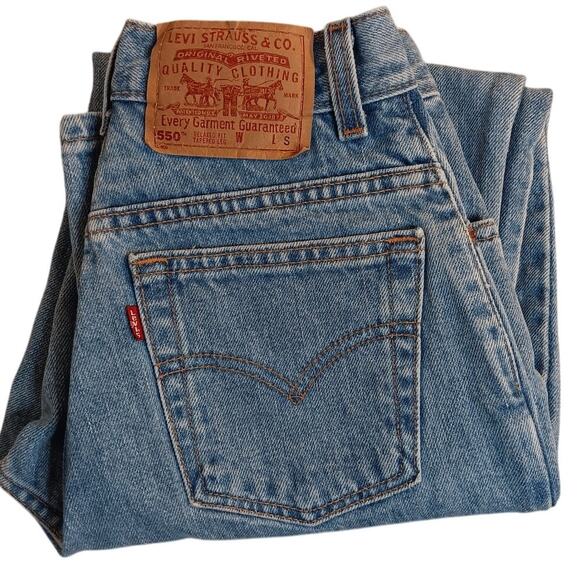 Levis 550 Vintage Jeans Womens 6 Miss 25X29 Light Wash Relaxed Tapered USA Made - Picture 1 of 13